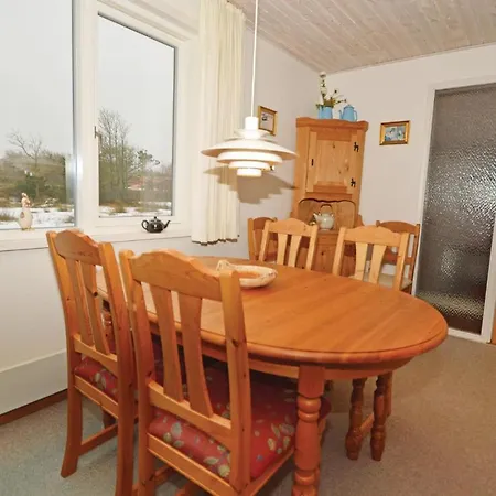 Oksbol With Fireplace 02 بيت للعطل