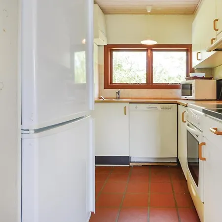 Oksbol With Fireplace 02 בית נופש